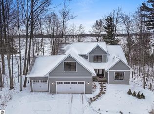 8681 Partridge Trl, Elk Rapids, MI 49629