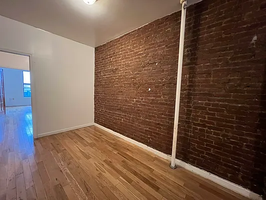 Rented by Compass | media 14