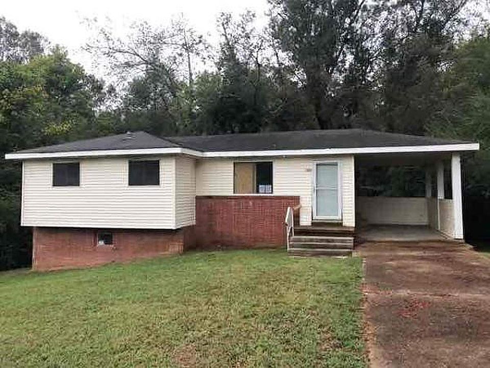 1st image of 31 Oakwood Dr