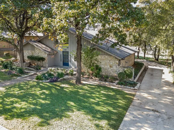 2112 Franklin Dr, Arlington, TX 76011