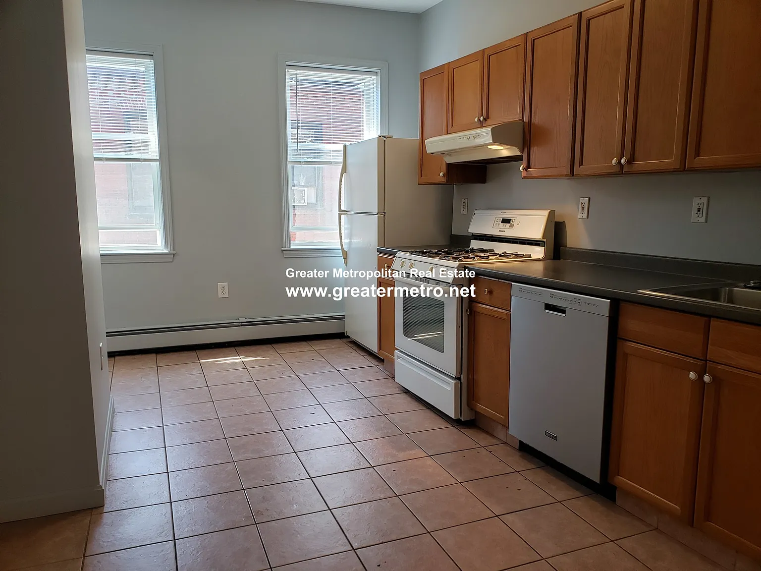 2 bed, 1.0 bath, 600 sqft, $2,800 — Photo 2