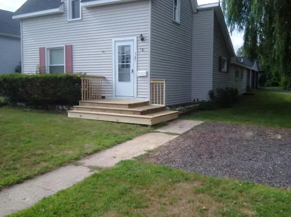 147 Carpenter St, West Branch, MI 48661