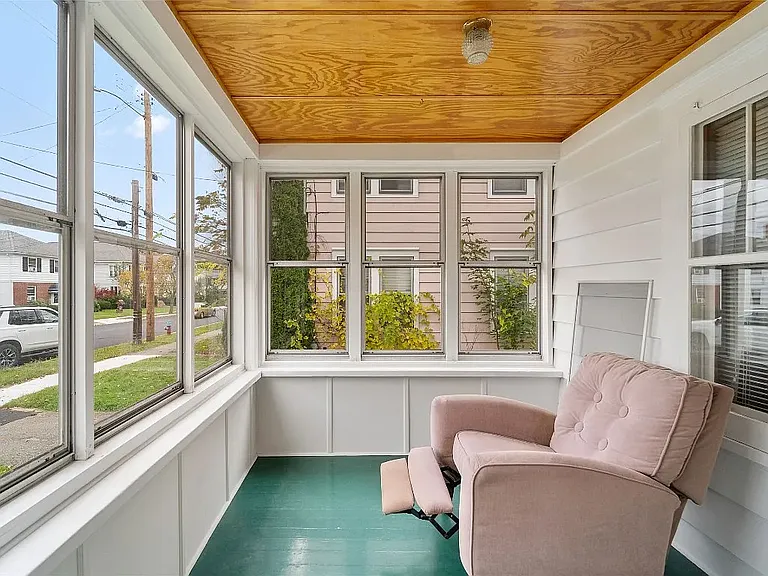 102 Helen St #2 — Photo 9