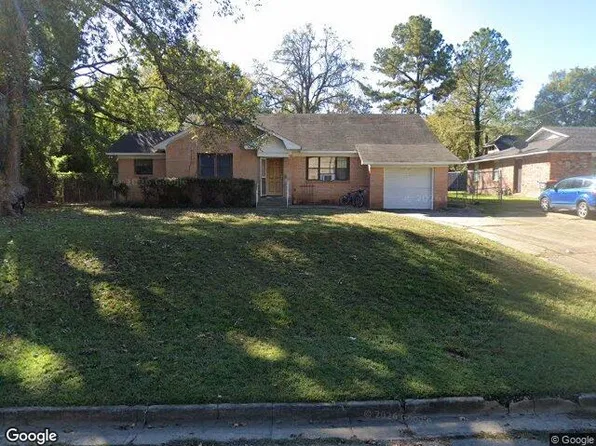 300 W 11th Ave, Pine Bluff, AR 71601