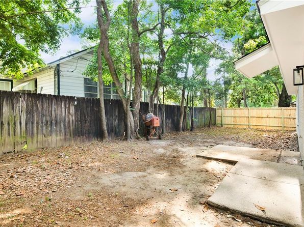 2504 Oakmont Ct, Mobile, AL 36605