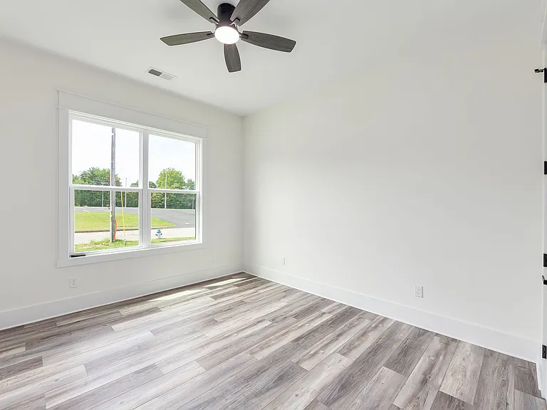 134 Max Lane Dr — Photo 17