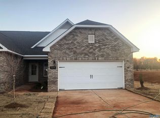 3145 Lea Ln SE, Decatur, AL 35603