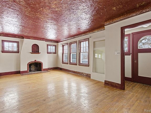 3rd image of 5885 Harrell St