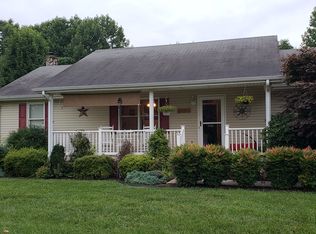 1757 Fairfield Rd, Bedford, VA 24523