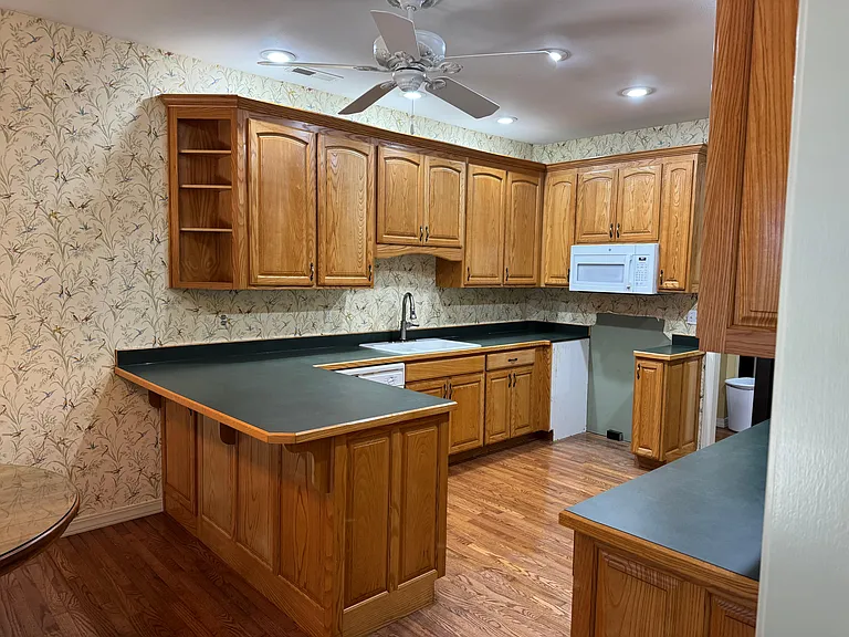 166 Country Bluff Dr — Photo 9