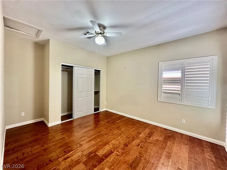 8645 Robinson Ridge Dr — Photo 22