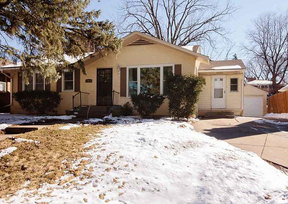 1st image of 1016 Fairview Ave S