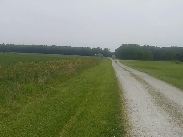 17022 Mount St, Lowell, IN 46356