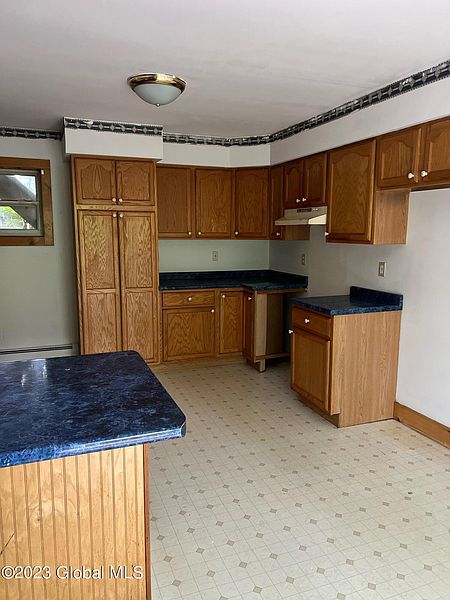 4th image of 21 Williams Street