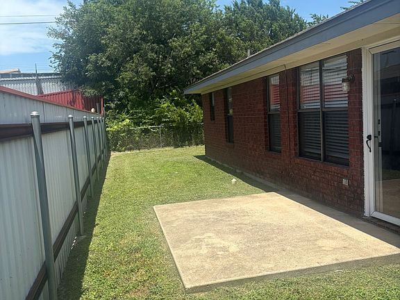2nd image of 5303A Morning Glen Ln
