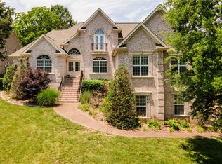 102 Kinwood Ct, Hendersonville, TN 37075
