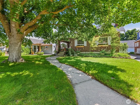 915 Highland Drive, Wenatchee, WA 98801