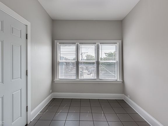 2nd image of 2607 W Lawrence Ave #2613-2