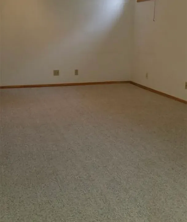 7409 W 155th Ter