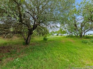 11810 Cooksey Rd, Adkins, TX 78101