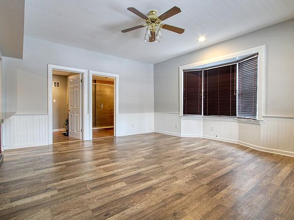 3rd image of 406 Linwood Ave