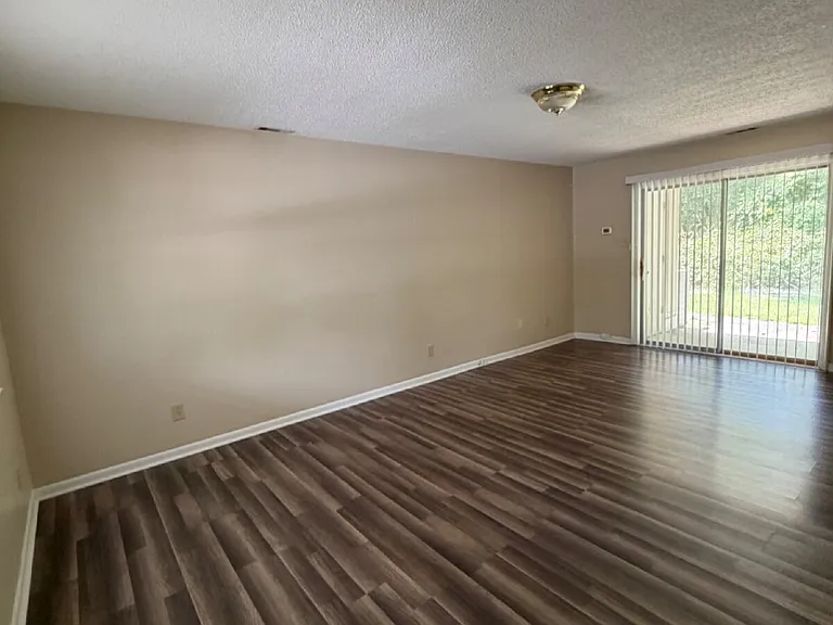 170 Scott Hills Dr #I-1 — Photo 3