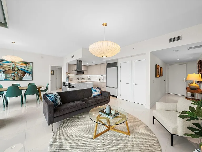 6899 Collins Ave #1903 — Photo 10