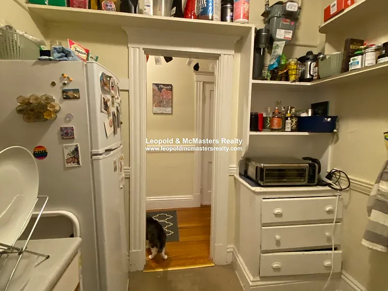 Kelton Street Apartments — Photo 40