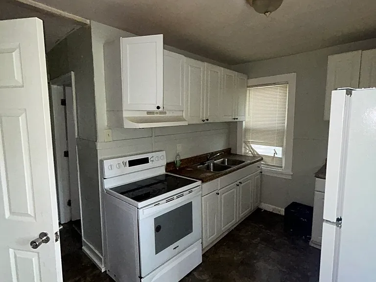 6342 Lena Ave — Photo 8