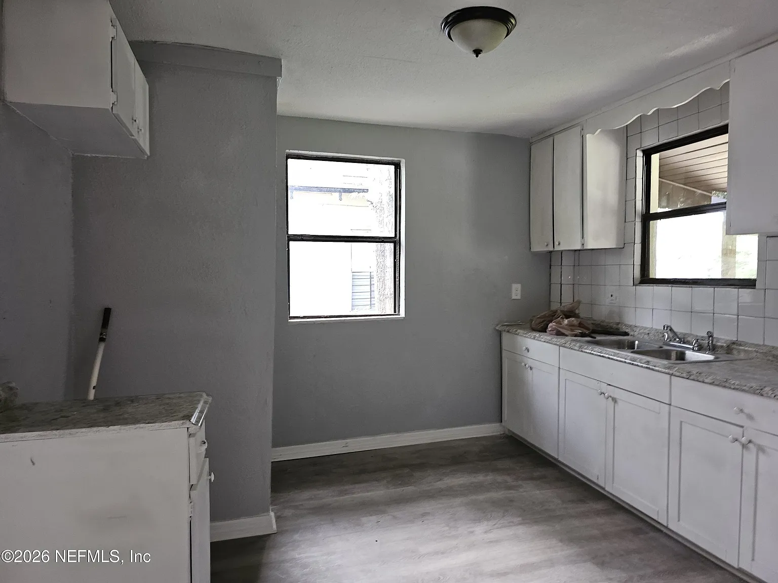 3 bed, 3.5 bath, 1140 sqft, $1,550 — Photo 2