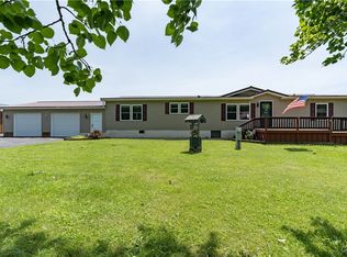 45000 Taylor Rd, Alexandria Bay, NY 13607