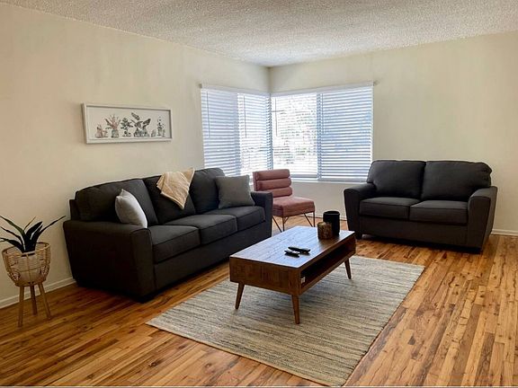 2nd image of 7120 Lexington Ave #1