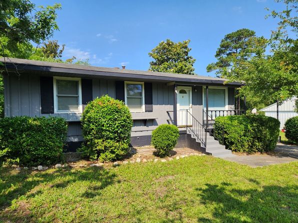 810 Martha St