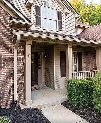 2nd image of 3891 McGarry Dr