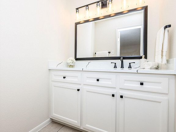 3rd image of 3100 Jeanetta St APT 1404