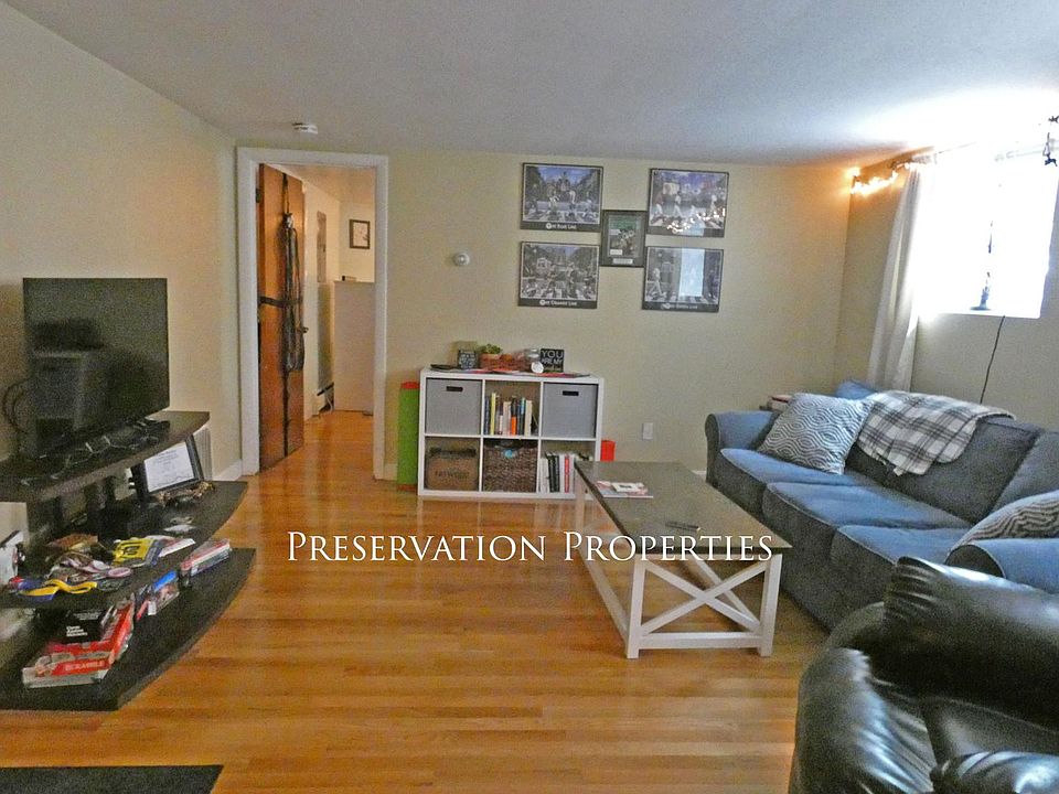 1st image of 33 Highland Ave