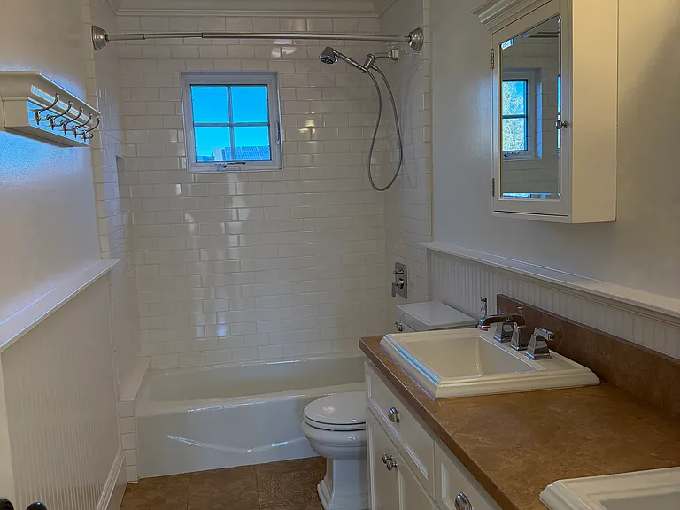 383 Hedge Rd — Photo 26