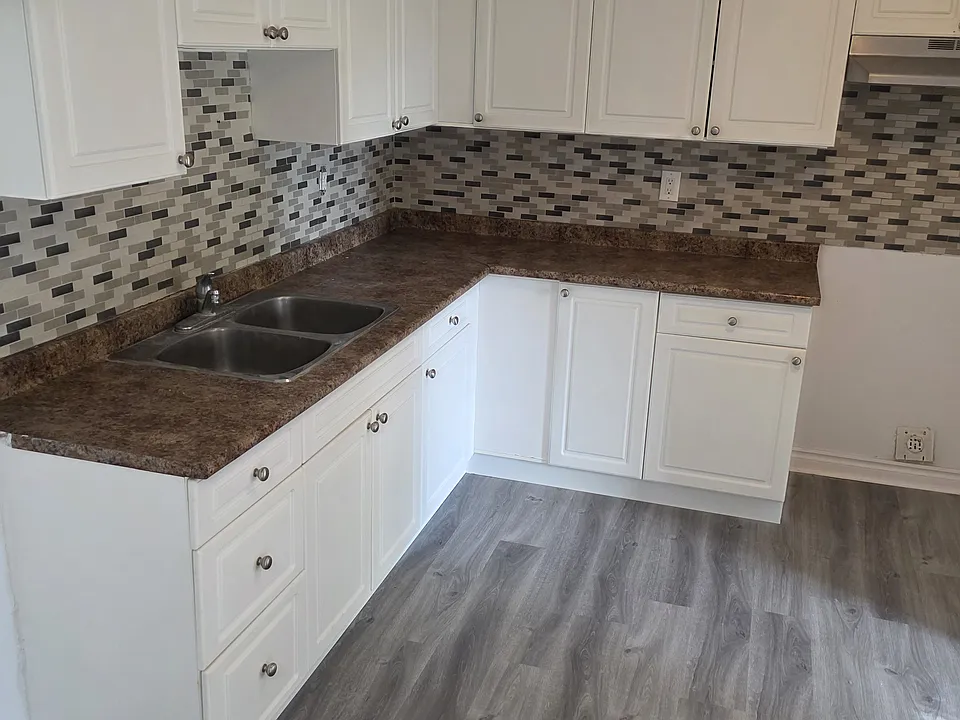 81 Eagen Dr #9