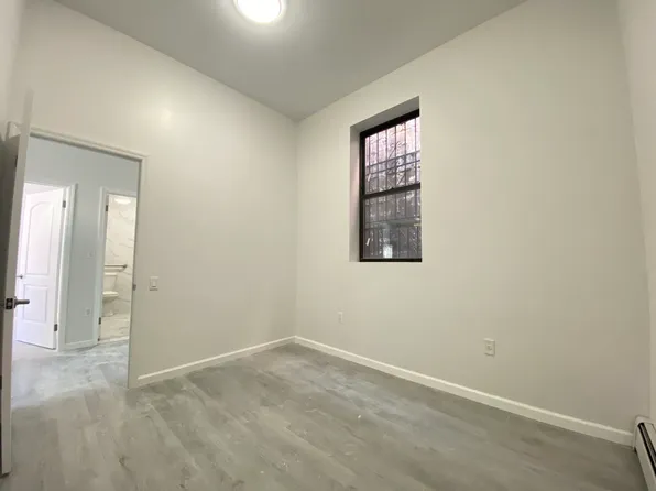 5502 Fifth Avenue image 10 of 12