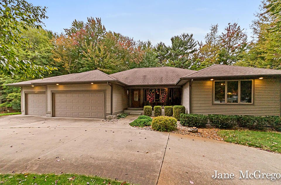 187 W Pontaluna Rd, Norton Shores, MI 49444 Zillow