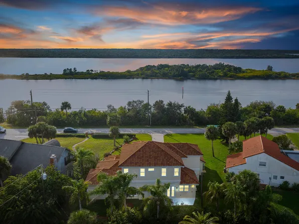 2571 John Anderson Dr, Ormond Beach, FL 32176