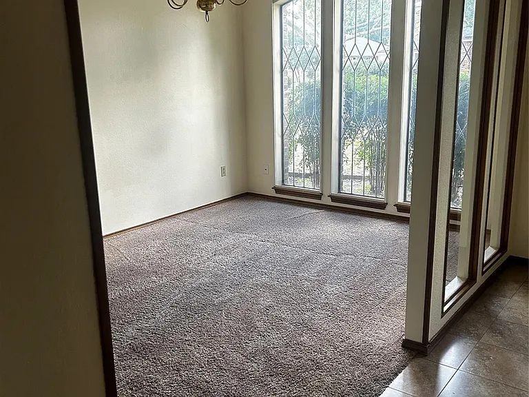 1412 Brookside Dr — Photo 24
