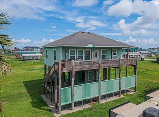 844 Sage Rd, Crystal Beach, TX 77650