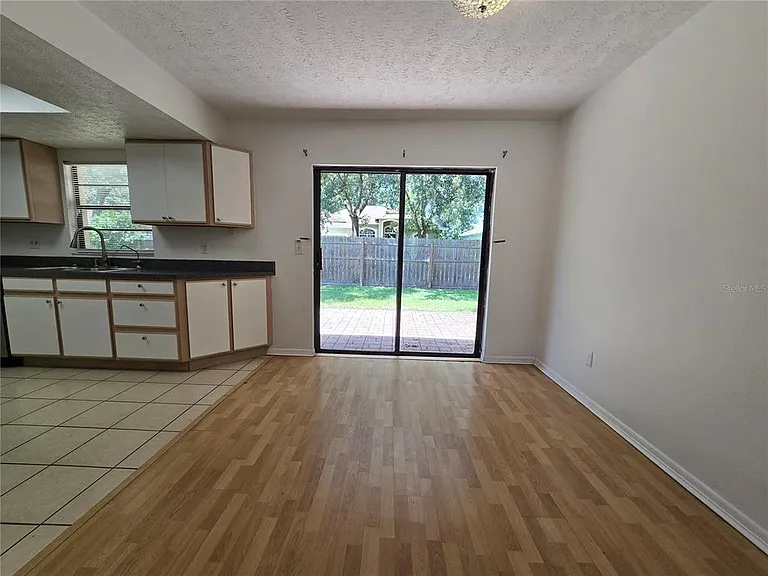 202 Jacob Ryan Ct — Photo 4