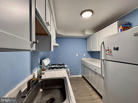 3rd image of 750 S Dickerson St APT 103
