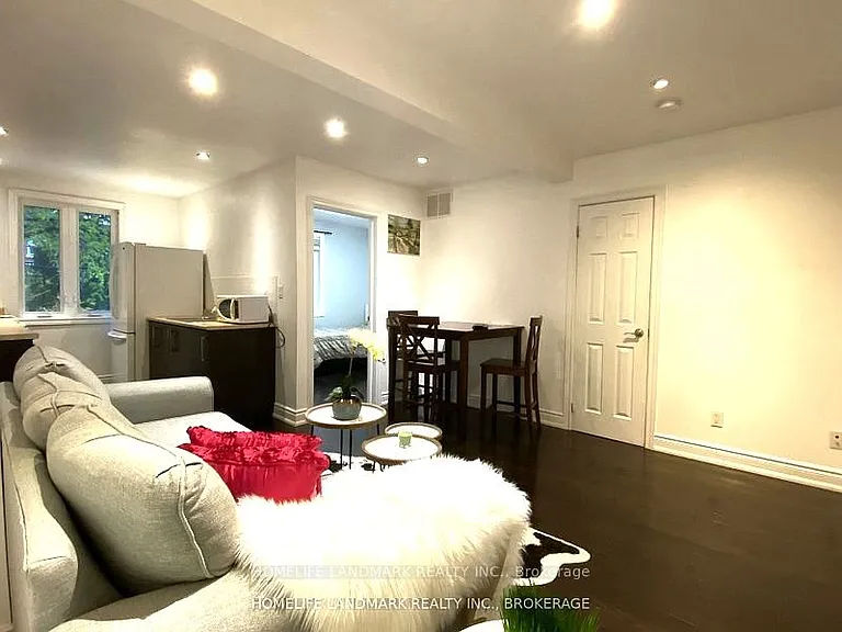 57 Glenside Ave #2 — Photo 6