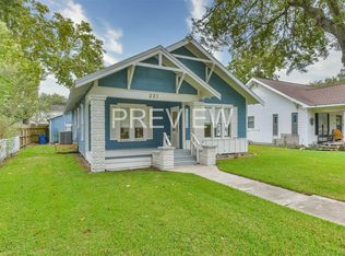 221 11th Ave N #N, Texas City, TX 77590