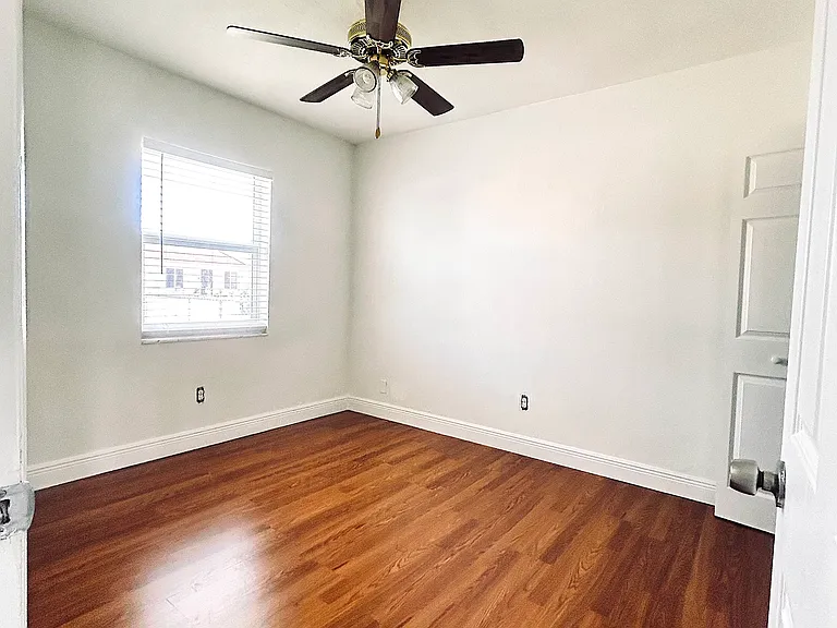 12958 SW 49th St — Photo 15