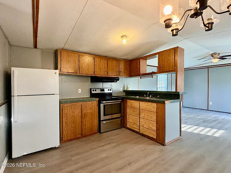 8334 SW State Road 121 — Photo 7