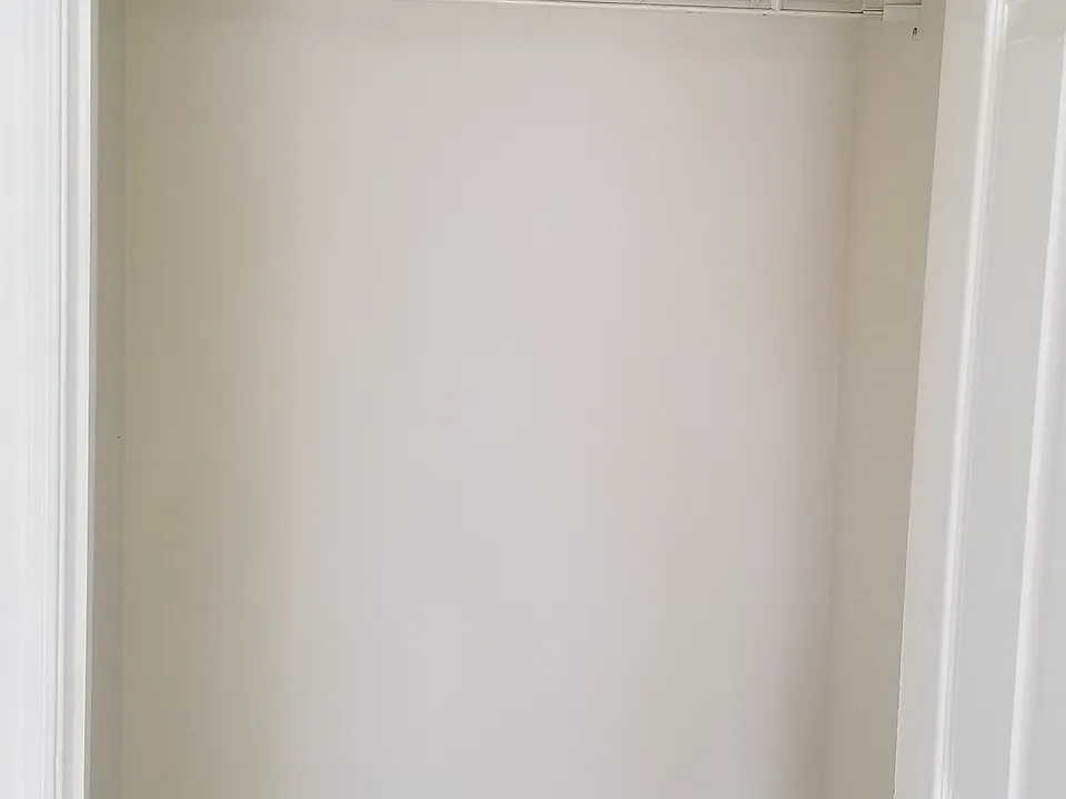 Coat closet